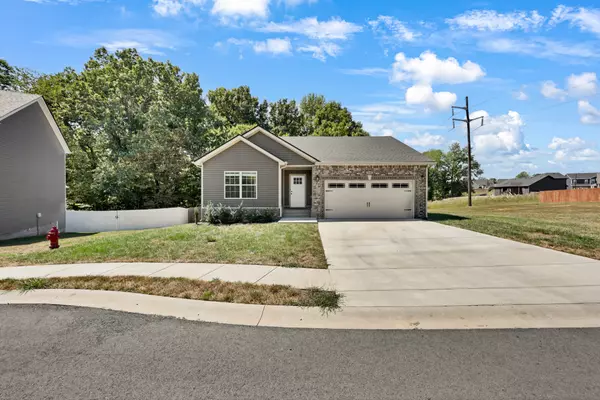 540 Lucky Ln, Clarksville, TN 37042