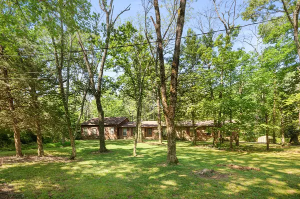 Antioch, TN 37013,5925 Cane Ridge Rd