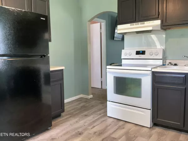 Maryville, TN 37801,102 County Farm Road