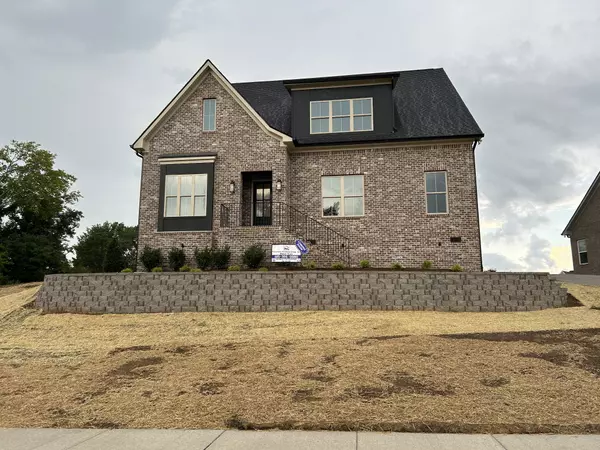 339 Raintree Dr, Hendersonville, TN 37075