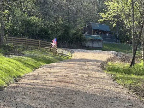 Mount Pleasant, TN 38474,0 Preacher Holt Rd