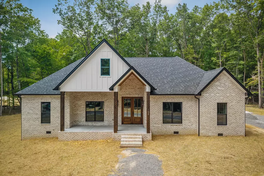 1639 E Overlook Rd #E, Monterey, TN 38574