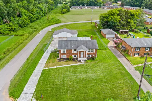334 Bancroft Dr, Clarksville, TN 37042