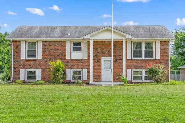 Clarksville, TN 37042,334 Bancroft Dr