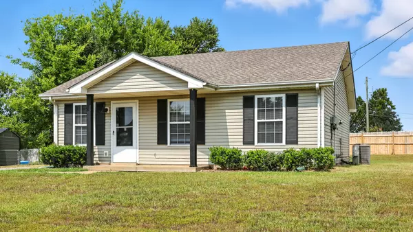 Clarksville, TN 37040,955 Winesap Rd