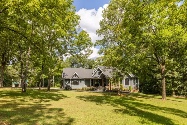 Summertown, TN 38483,74 Pine Lake Rd
