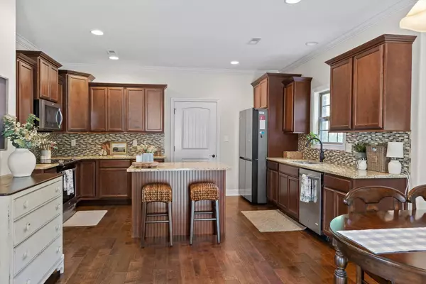 Knoxville, TN 37922,10045 Fox Cove Road