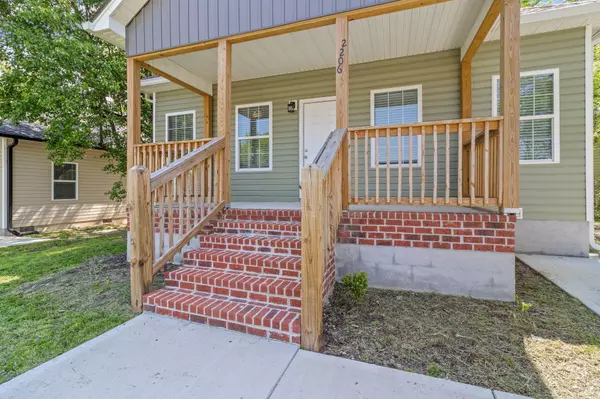 Chattanooga, TN 37406,2206 Taylor Street