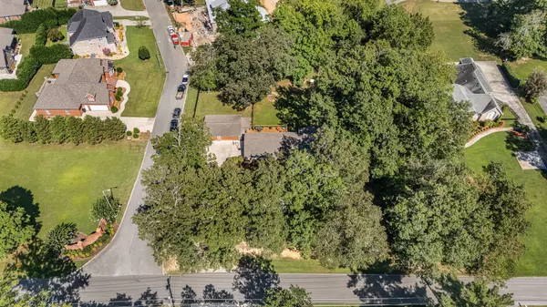 Tullahoma, TN 37388,1922 Country Club Dr