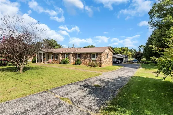 Decherd, TN 37324,208 Tammy Dr