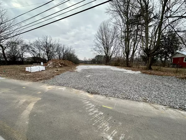 Portland, TN 37148,134 N Russell St