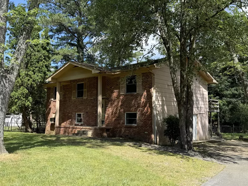 7014 S Dent Road, Hixson, TN 37343
