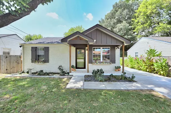 1725 Buchanan Ct, Nashville, TN 37208