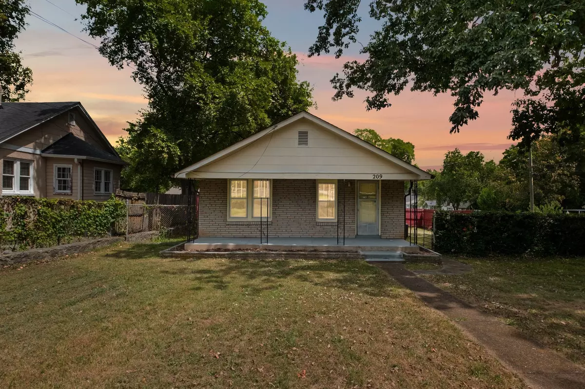 Madison, TN 37115,209 Forest Park Rd