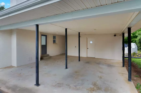 Shelbyville, TN 37160,407 Dow Dr