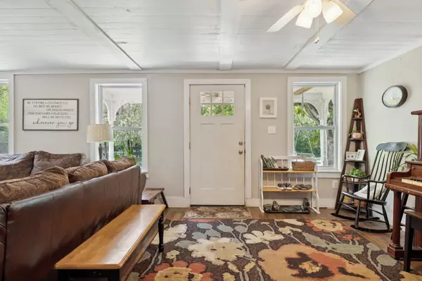 Dixon Springs, TN 37057,860 Golden Hollow Rd