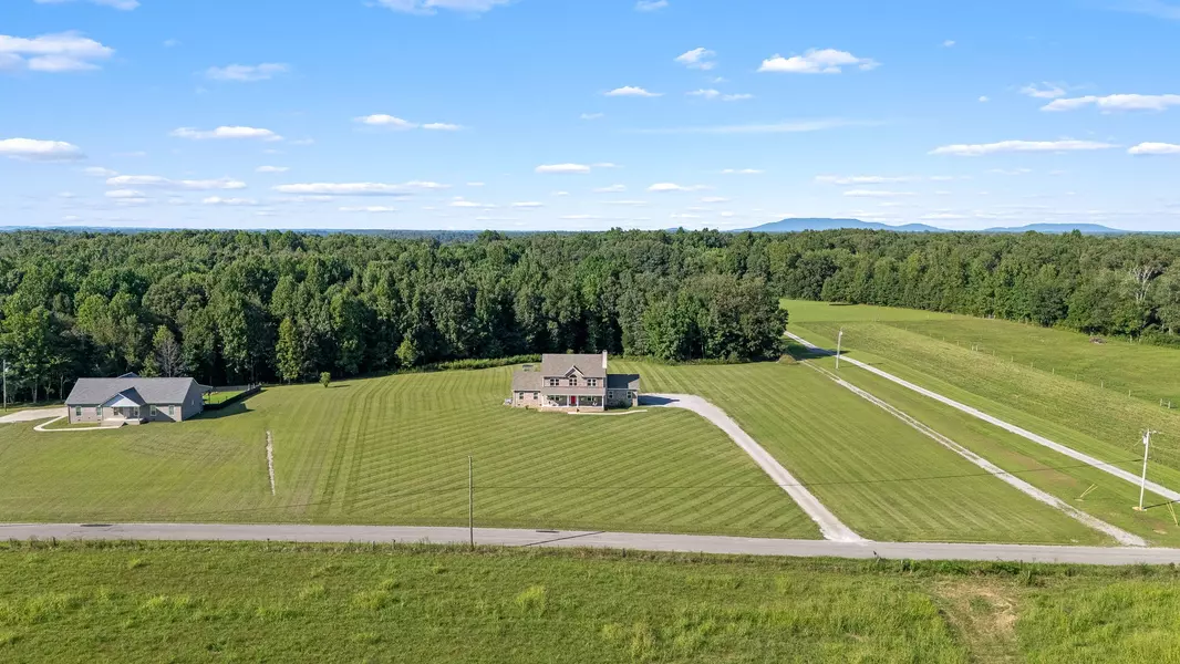 108 Cove Hill Rd, Woodbury, TN 37190
