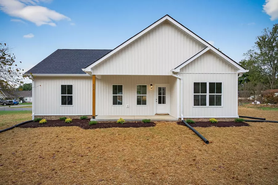 853 Anthony Ave, Smithville, TN 37166