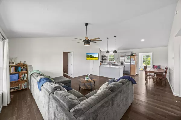 Walling, TN 38587,13723 Old Kentucky Rd