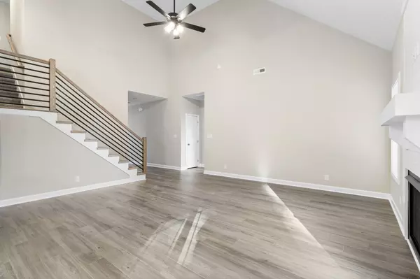 Clarksville, TN 37043,994 Alton Dr