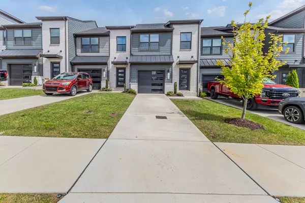 Gallatin, TN 37066,1012 Riverbrook Dr