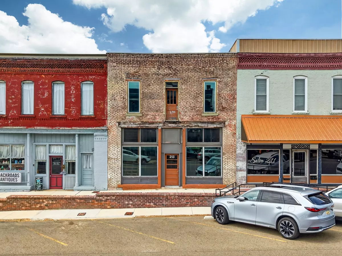 Fayetteville, TN 37334,213 Main Ave #S