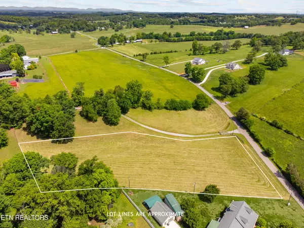 Maryville, TN 37801,1223 Walker Rd