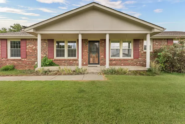 Clarksville, TN 37040,1882 Old Trenton Rd