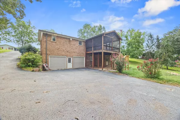 Cookeville, TN 38506,1575 Rosebank Ave