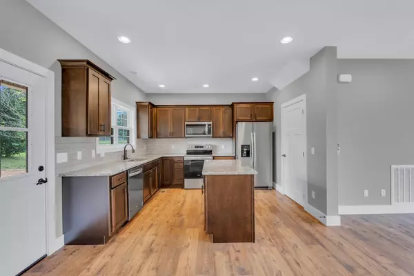 Cookeville, TN 38501,270 Locust Grove Rd