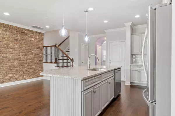 1444 Channing Dr, Thompsons Station, TN 37179