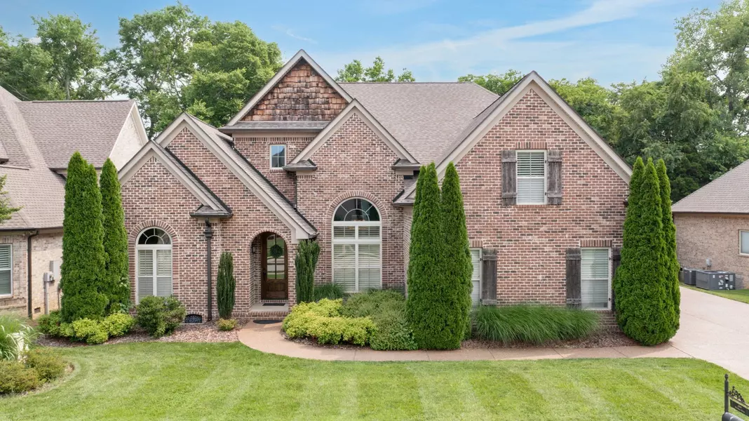 2004 Brisbane Dr, Spring Hill, TN 37174