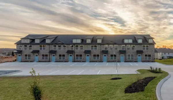 1000 Henry Place Blvd #806, Clarksville, TN 37042