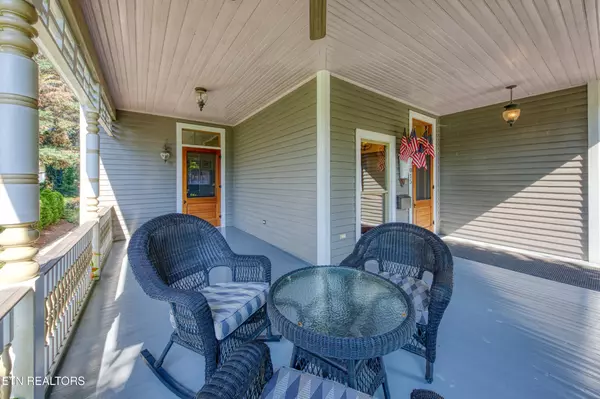 Knoxville, TN 37917,1015 Luttrell Street