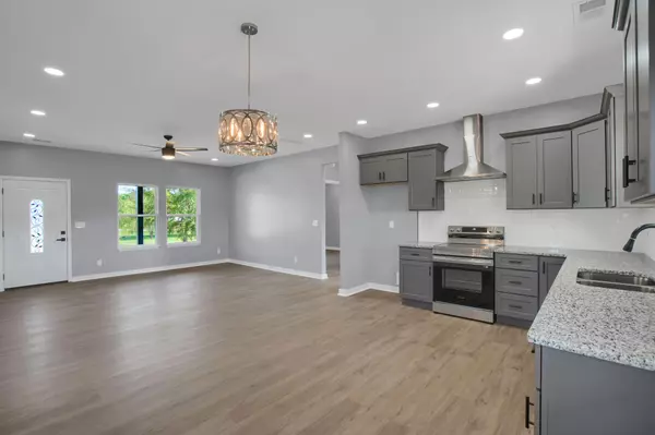 Bon Aqua, TN 37025,10154 Rocky Point Rd