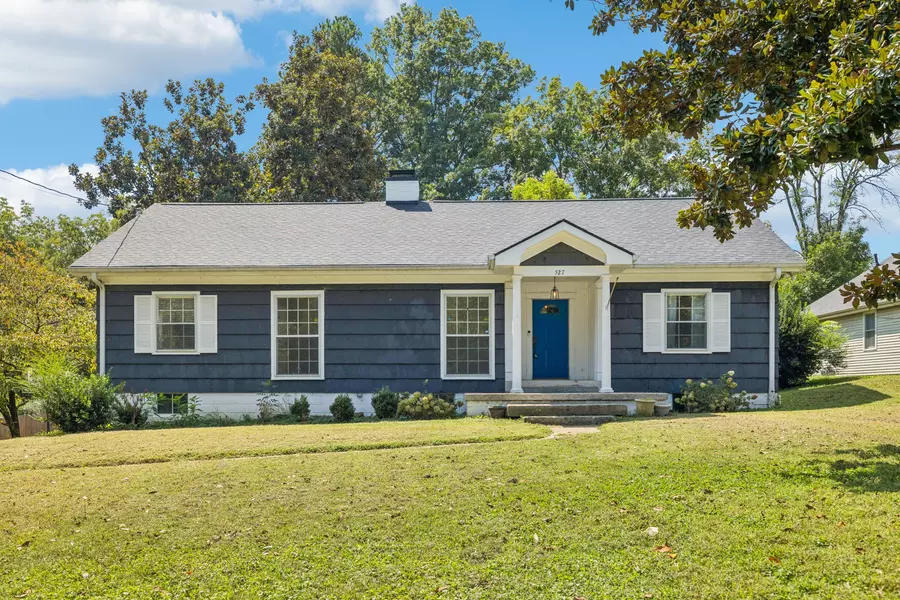 527 E Madison St, Pulaski, TN 38478