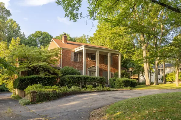 Nashville, TN 37215,3604 Woodmont Blvd