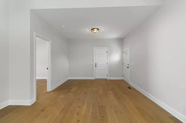 Shelbyville, TN 37160,303 Lee Ln