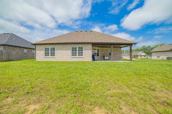 Tullahoma, TN 37388,82 Pinnacle Point Ln