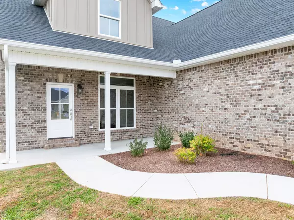 Winchester, TN 37398,249 Lookout Dr