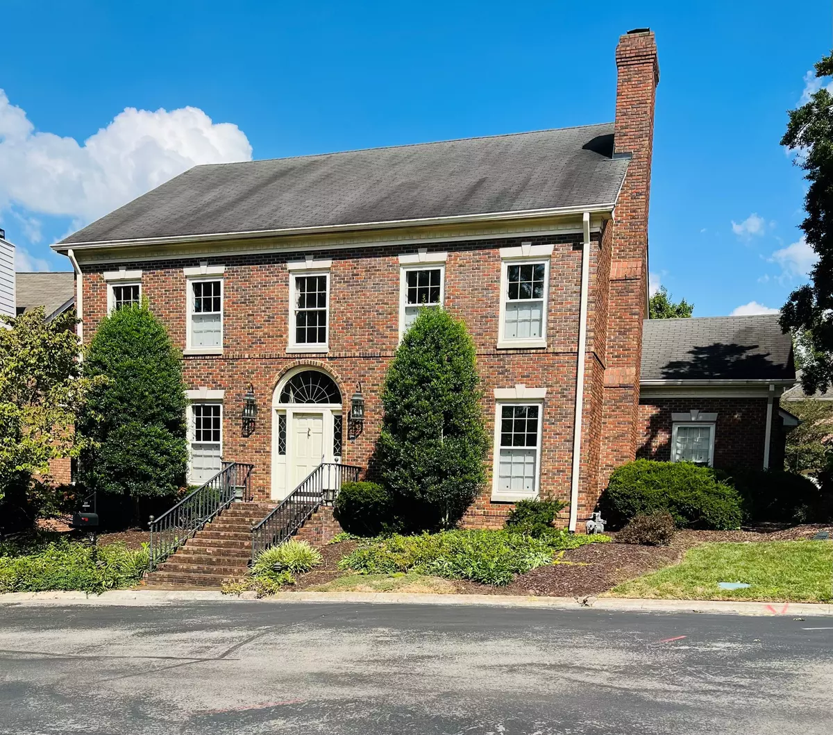 Nashville, TN 37215,137 Abbottsford