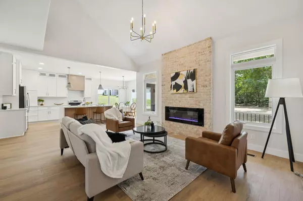 Dickson, TN 37055,1045 Twin Pine Rd