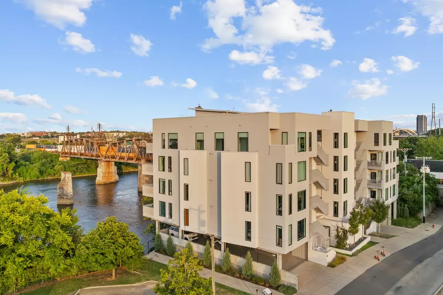 700 1st Ave #N #403, Nashville, TN 37201