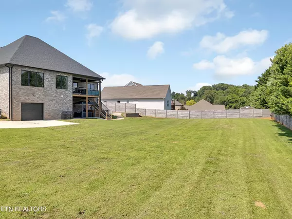 Greenback, TN 37742,1216 Houston Springs Rd