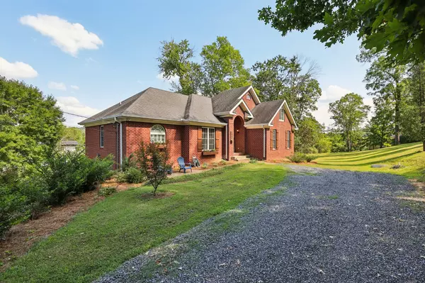 Pegram, TN 37143,5048 Riverview Dr