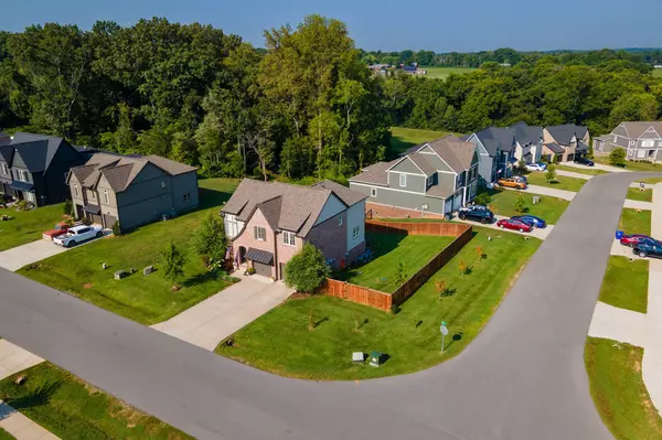 2136 Neill Ln, Cross Plains, TN 37049