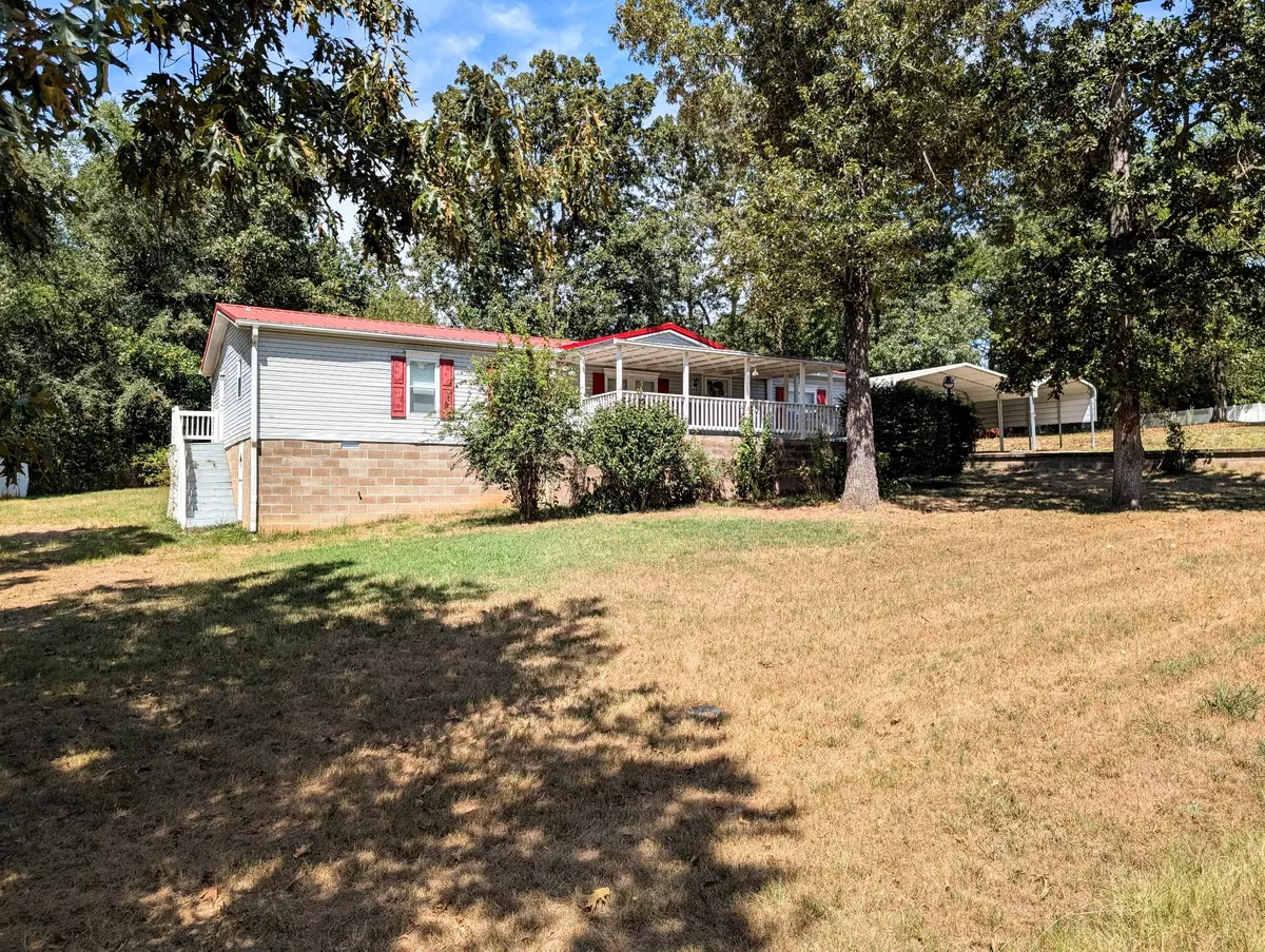 Buchanan, TN 38222,126 Bonnie Ln