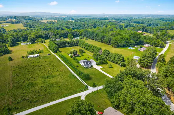 Cookeville, TN 38506,106 Swallows Ln