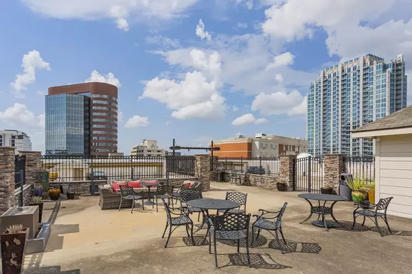 Nashville, TN 37203,1803 Broadway #318