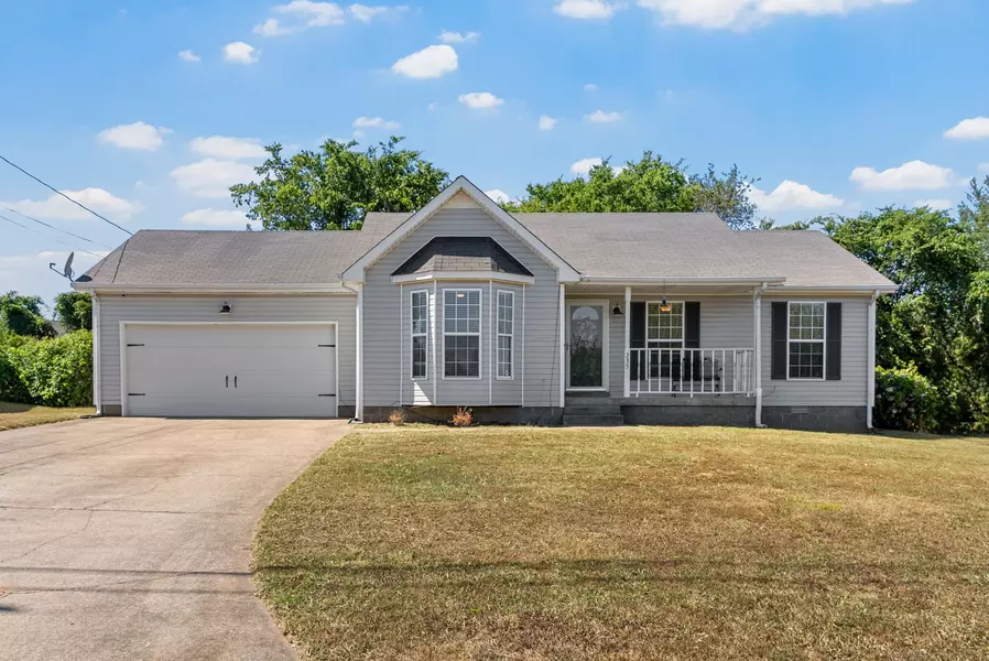 235 Golden Pond Ave, Oak Grove, KY 42262